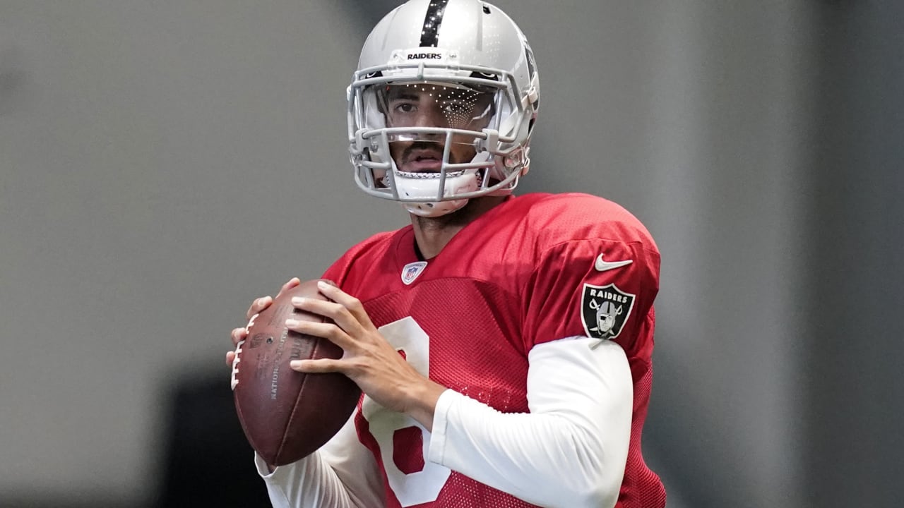 marcus mariota raiders uniform