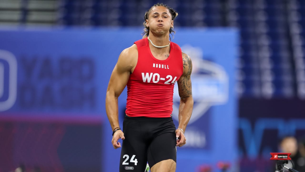 Wide receiver Andrei Iosivas runs official 4.43second 40yard dash at