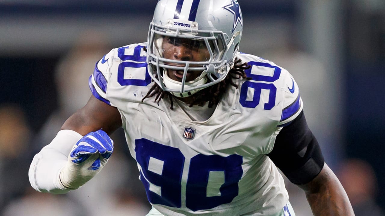 Dallas Cowboys bring DeMarcus Lawrence back on three-year deal