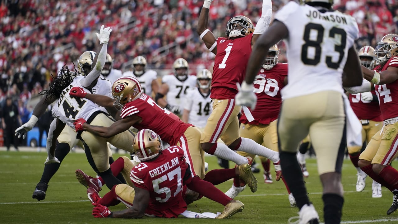 San Francisco 49ers safety Talanoa Hufanga (29) runs onto the field during  an NFL football game against the Arizona Cardinals, Sunday, Jan.8, 2023, in  Santa Clara, Calif. (AP Photo/Scot Tucker Stock Photo 