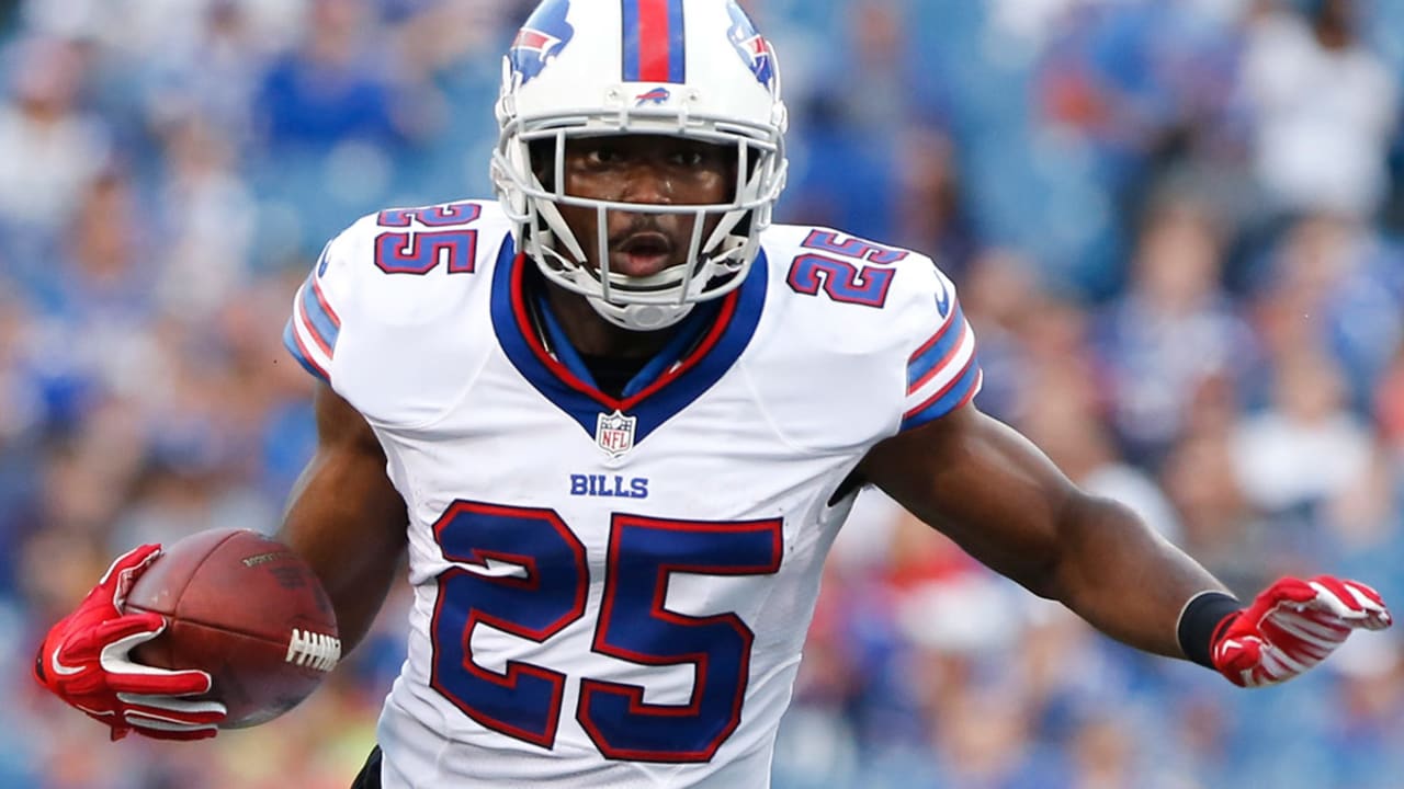 McCoy-LeSean-150910-SL.jpg