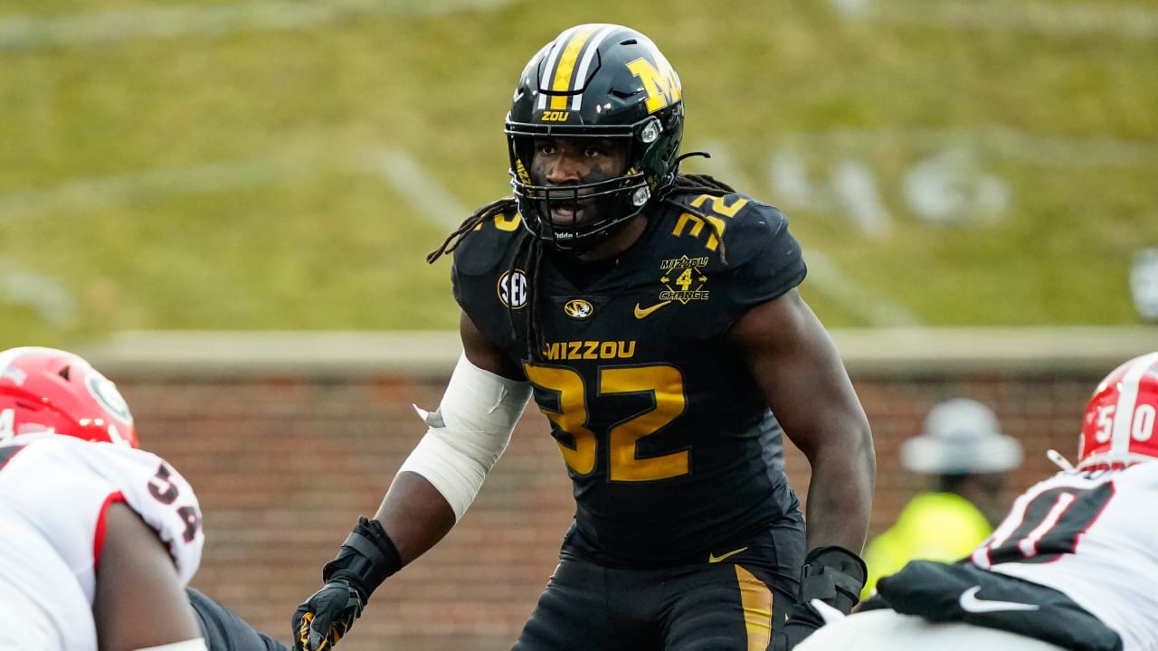 PFF KC Chiefs on Twitter: With the 58th pick in the 2021 NFL Draft, the  Kansas City #Chiefs select Nick Bolton, LB, Missouri! • 34th Overall, LB3  on PFF Big Board 2019