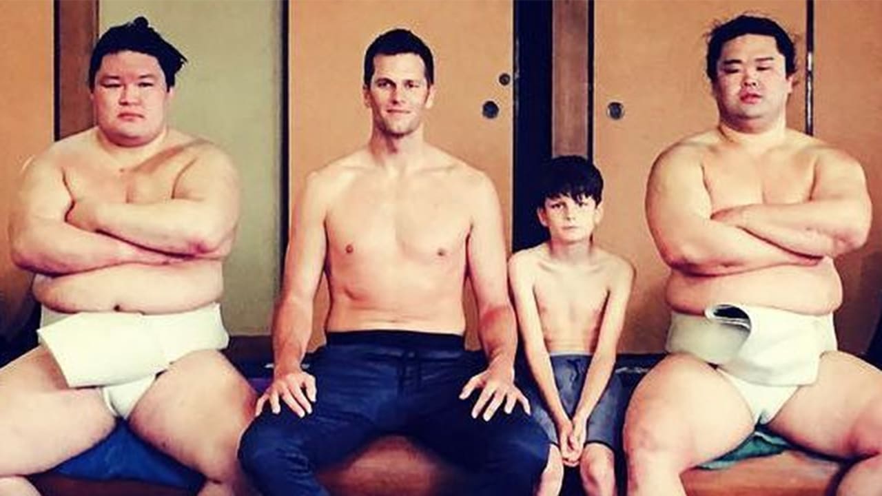 Tom Brady pokes fun at shirtless NFL Combine pic: 'My favorite'