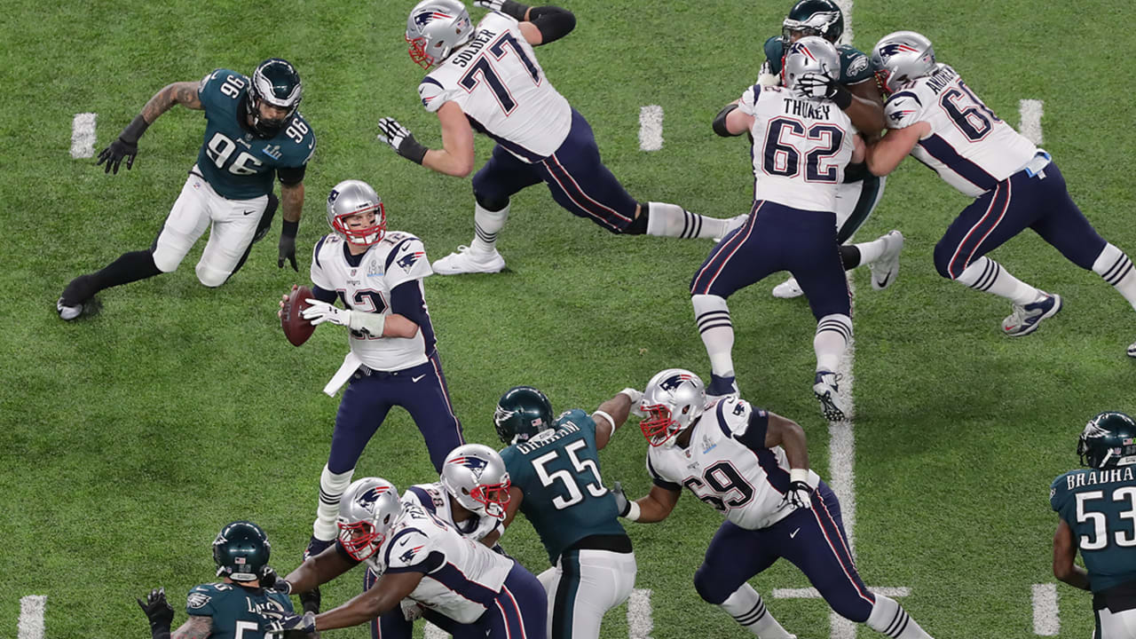 superbowl-180204-sl.jpg