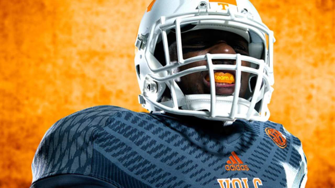 Tennessee_Uniforms_130816_Wide