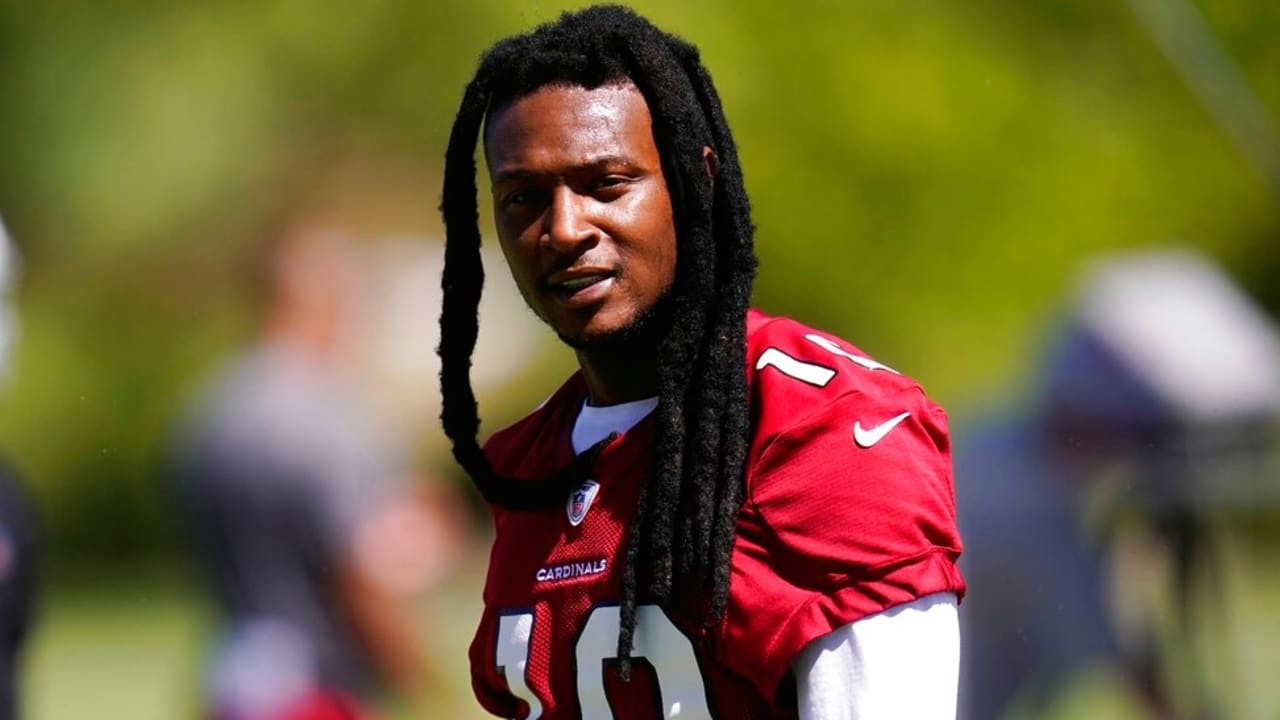 Cardinals WR DeAndre Hopkins hoopt nog steeds de schorsing van zes wedstrijden te verminderen