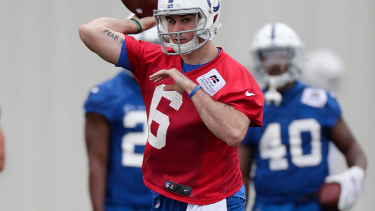 Chad Kelly goes from living in parents' basement to Colts' roster