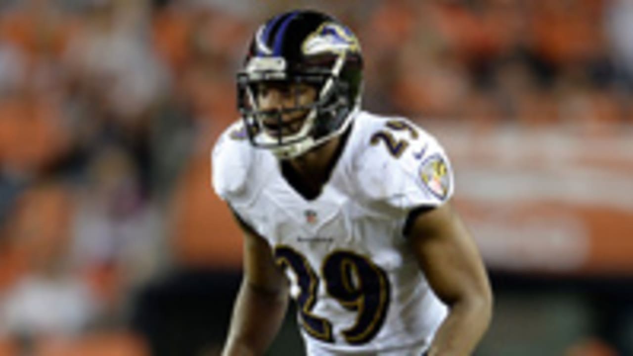 Michael Huff, Denver Broncos strike contract