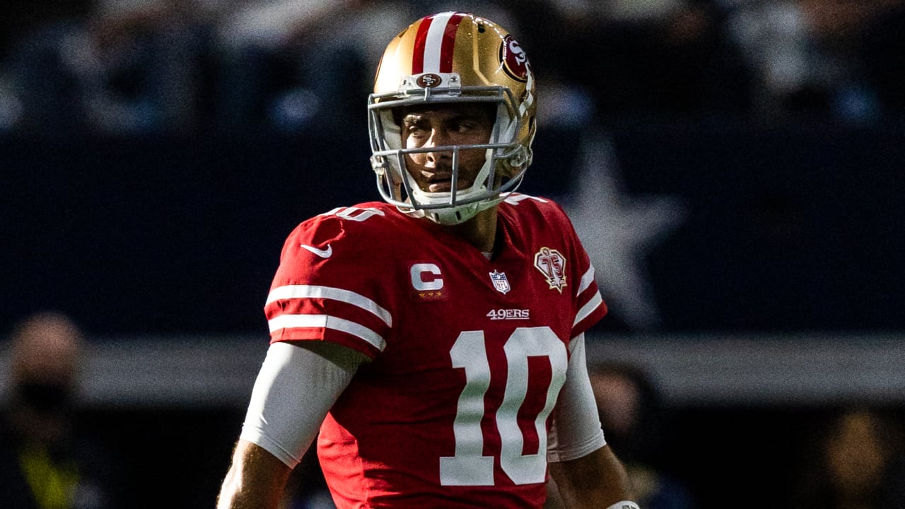 Jimmy Garoppolo looking over his shoulder ahead of 49ers game vs