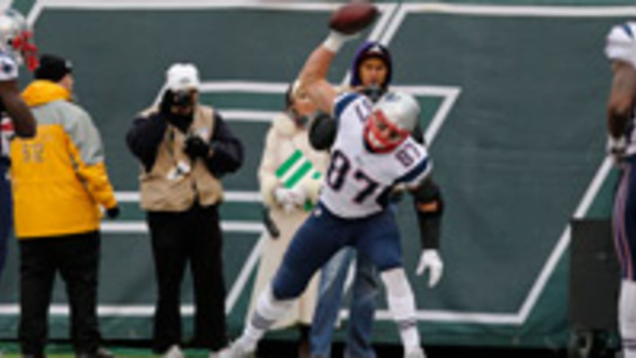 Rob Gronkowski-141231-spot.jpg