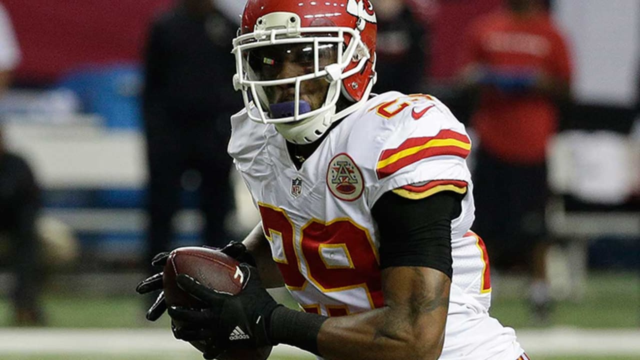 Eric Berry wins game for Chiefs in emotional return to Atlanta