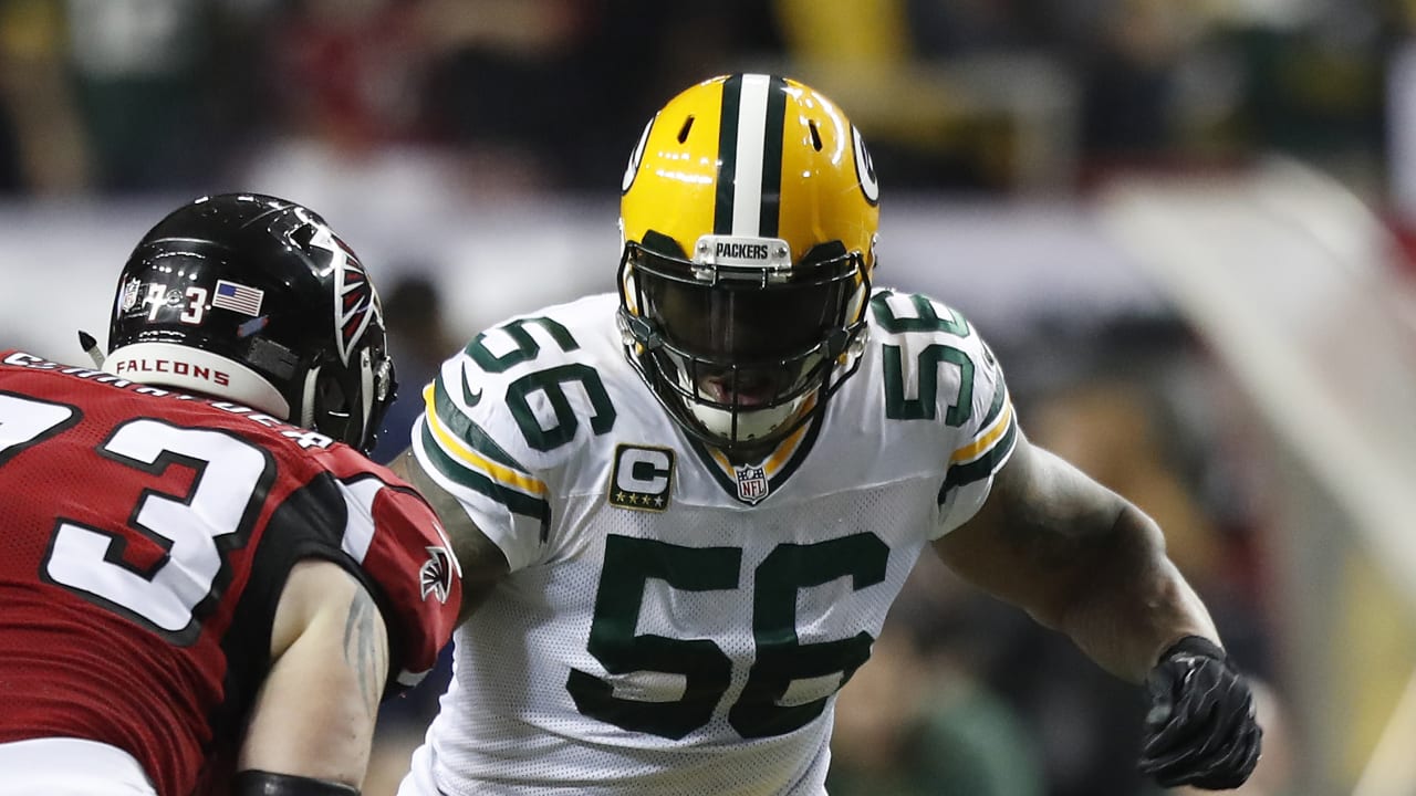 Green Bay Packers: Julius Peppers reunion should be considered