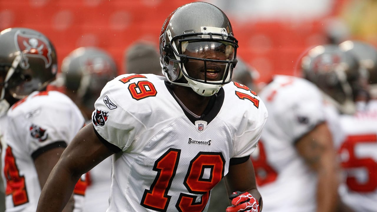 Former Buccaneers, Bills WR Mike Williams dies at 36