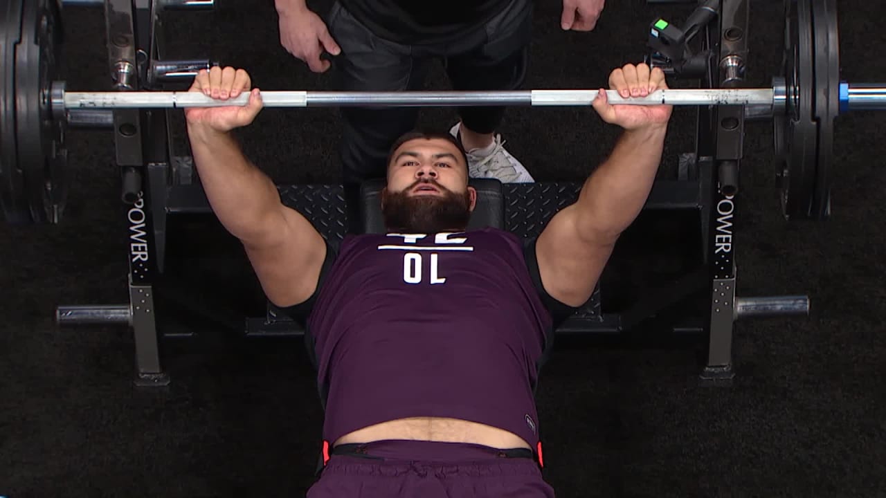 weber-state-lineman-iosua-opeta-puts-up-39-reps-on-bench-press-at-2019