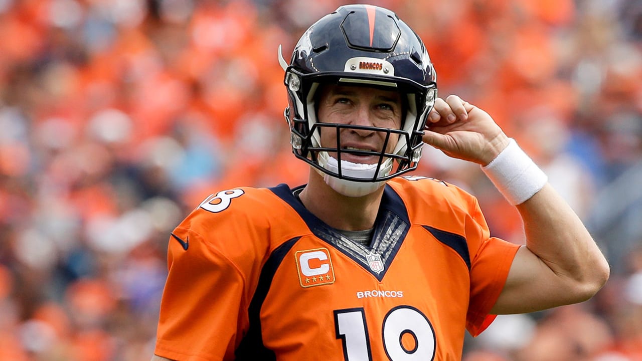 Peyton-Manning-150917-Spot.jpg