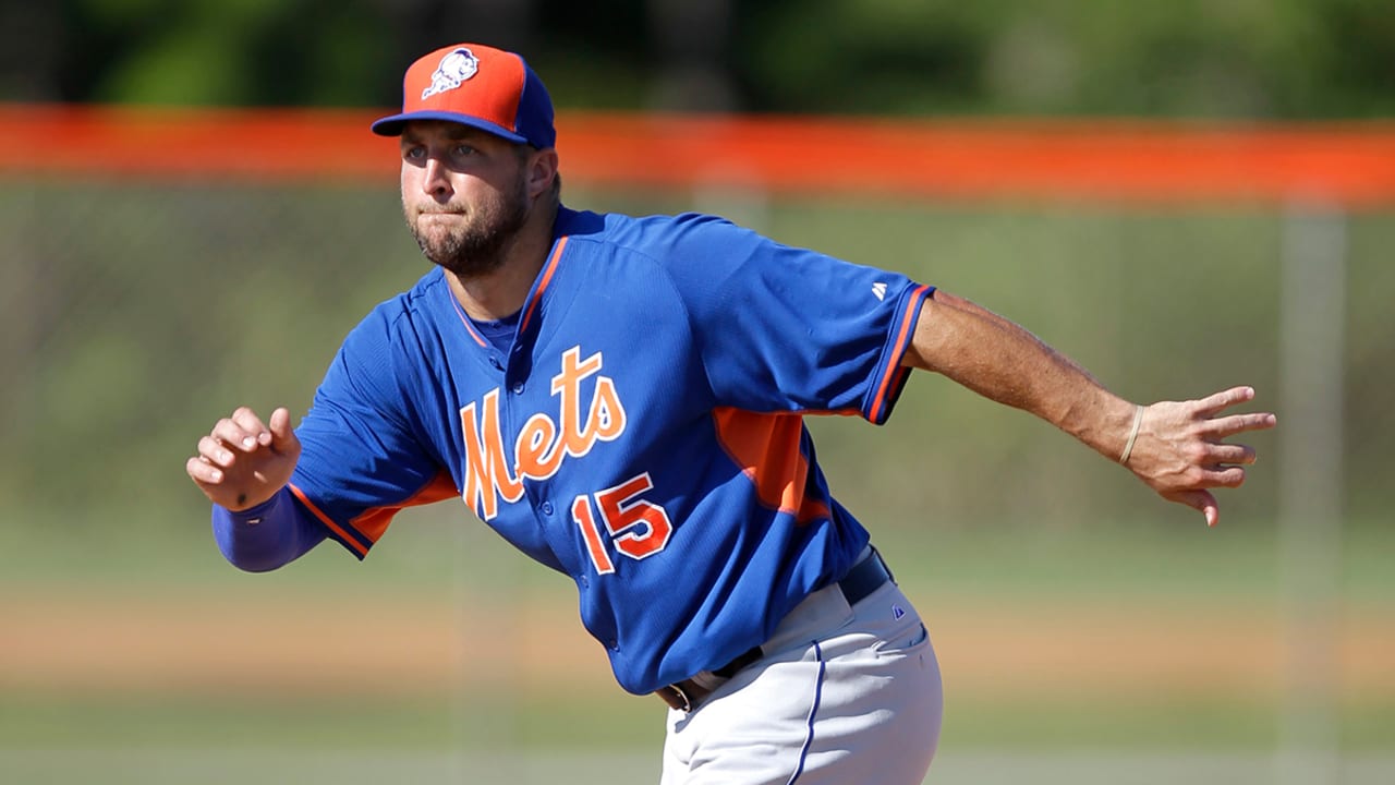 tim-tebow-170327-sl