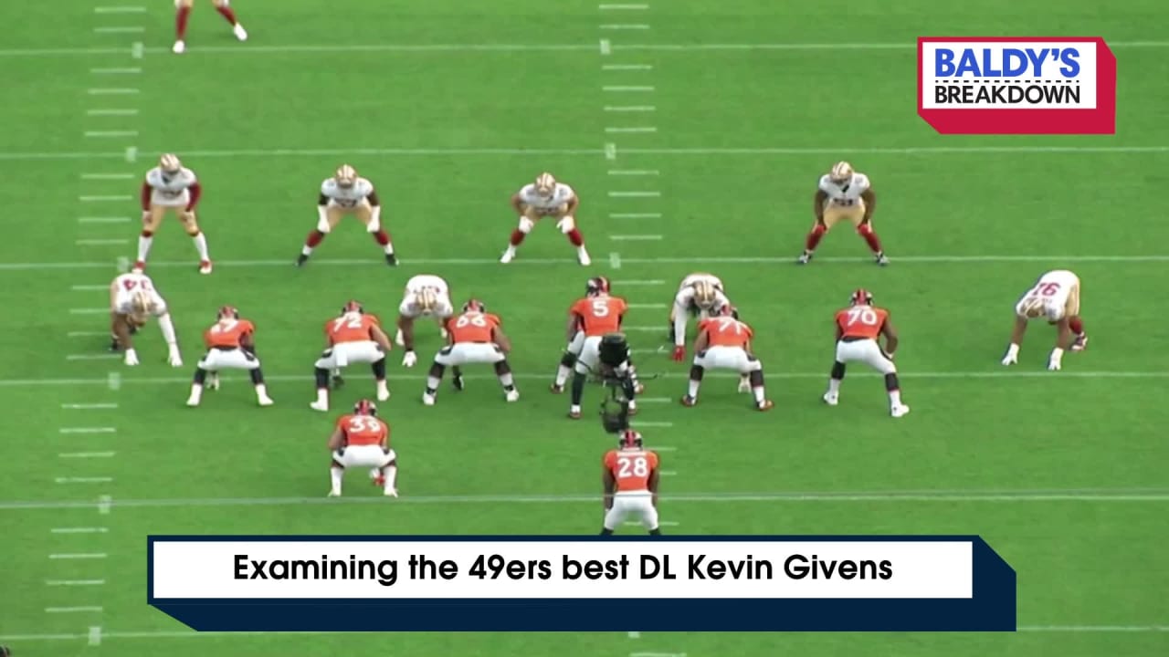 Kevin Givens is gettin' it done. 