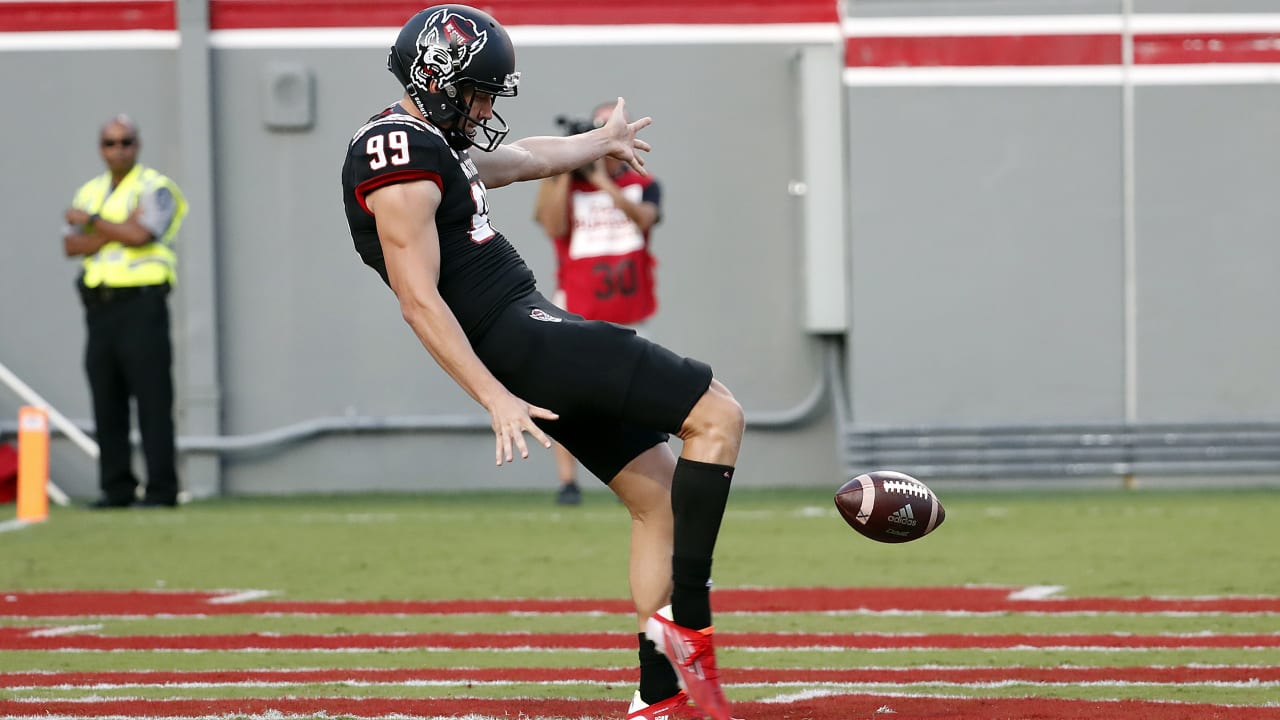 Chicago Bears select punter Trenton Gill with No. 255 pick in 2022