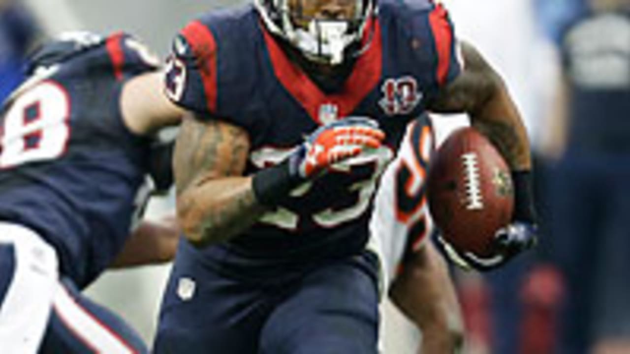 arian-foster-130105-Spot3.jpg