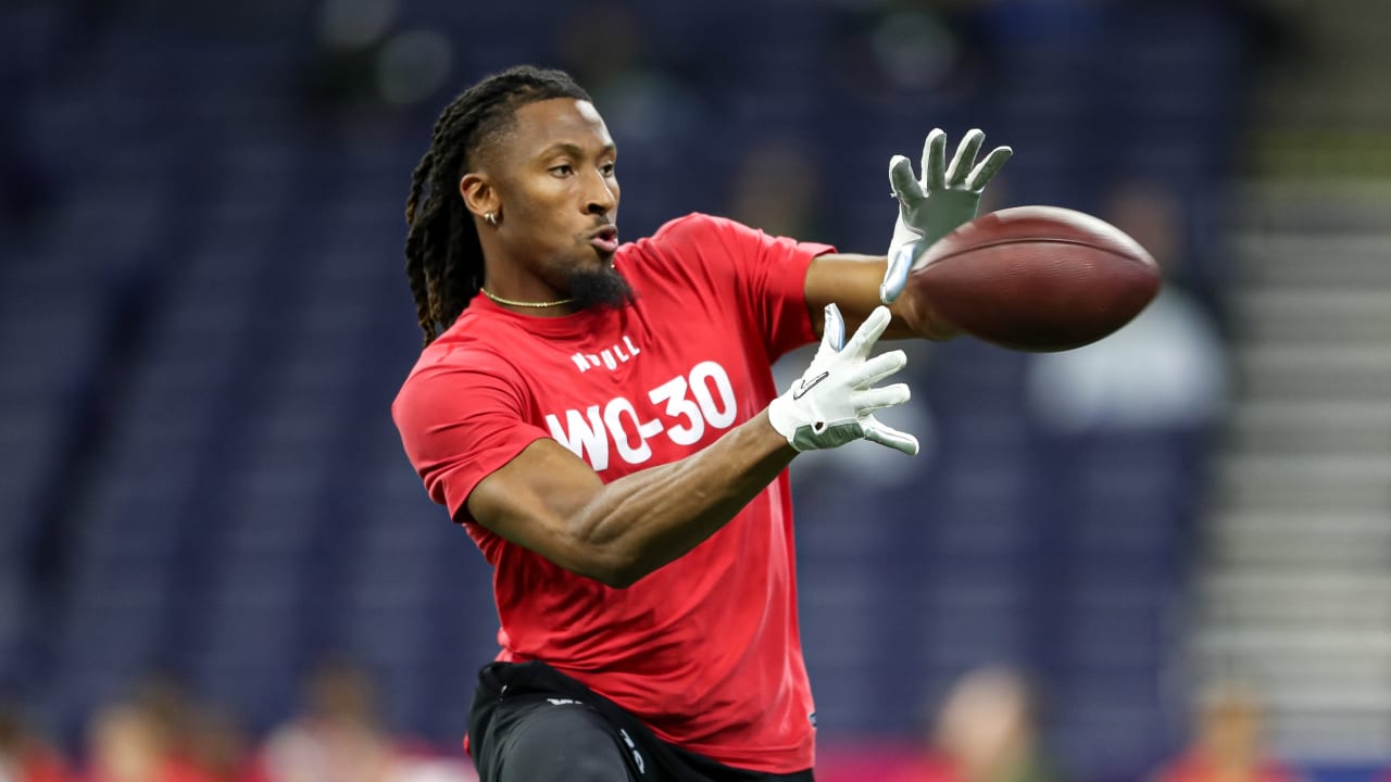 TCU wide receiver Quentin Johnson runs gauntlet drill to perfection at