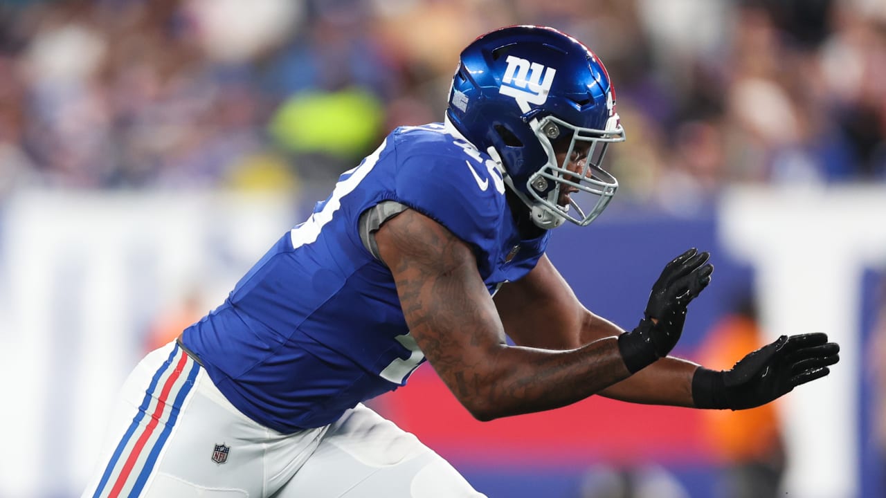 New York Giants linebacker Tomon Fox hunts down Carolina Panthers