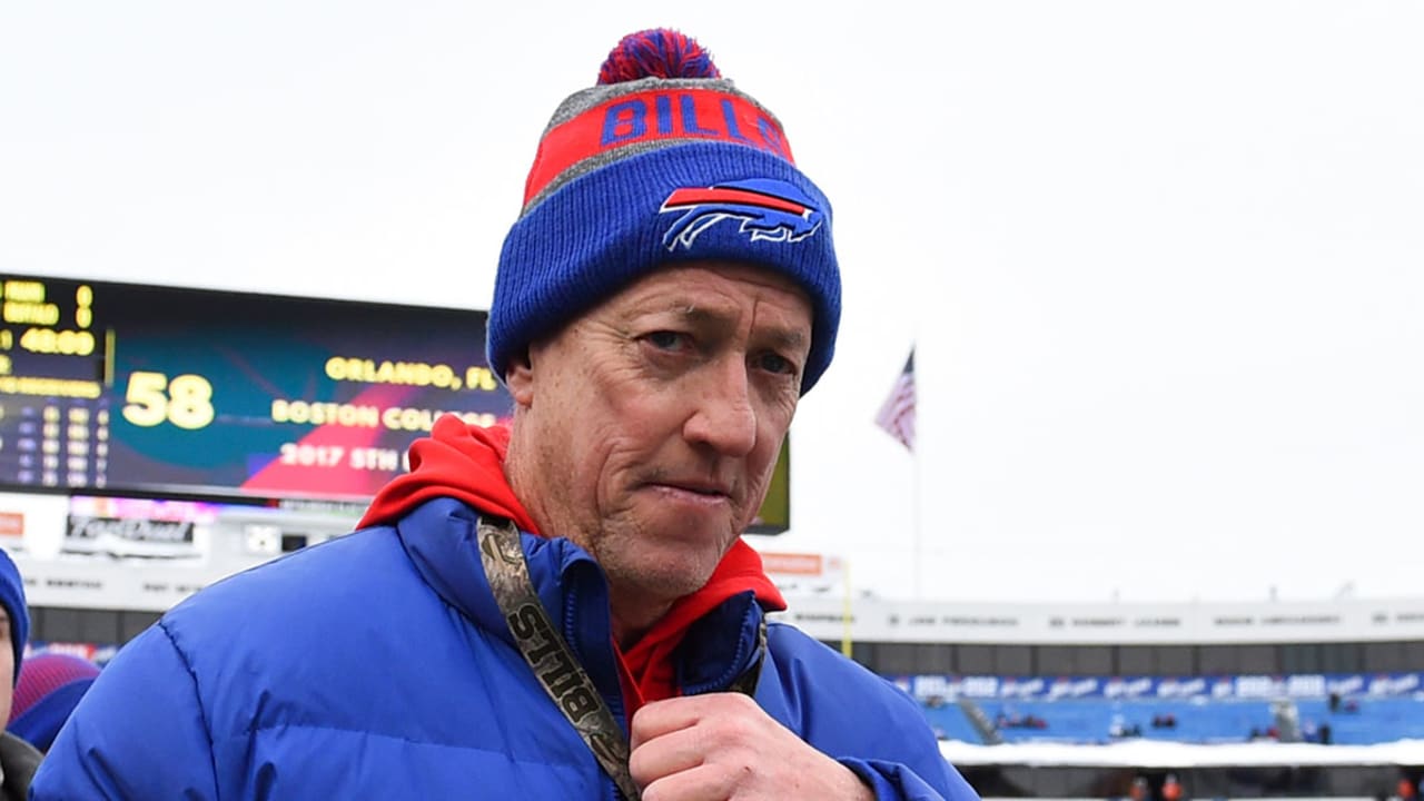 Hall of Fame QB Jim Kelly discharged from hospital