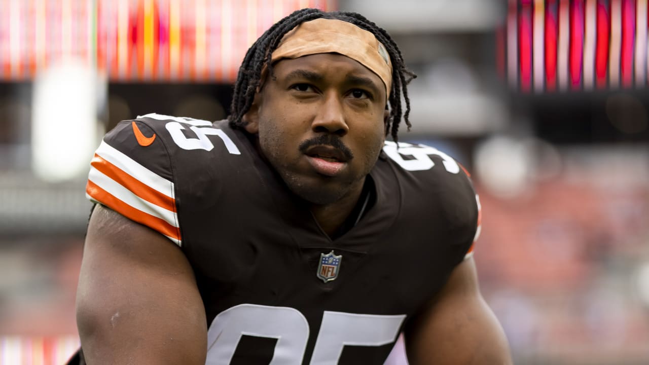 Browns star Myles Garrett facing NFL discipline after outburst