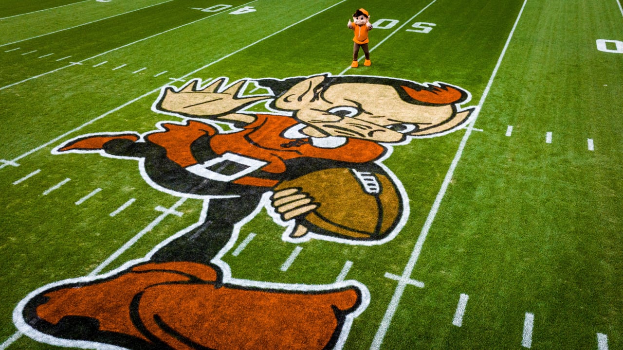 Cleveland Browns 2022 Sideline Brownie The Elf 39THIRTY Historic Flex -  Everything Buckeyes