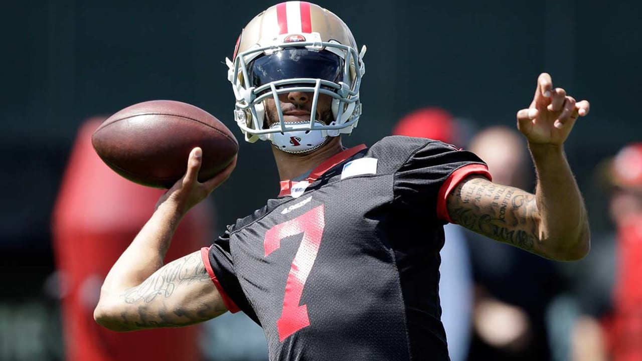 colin-kaepernick-160726-SL