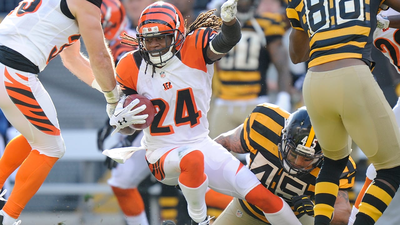 Bengals-interception-151102-SL.jpg