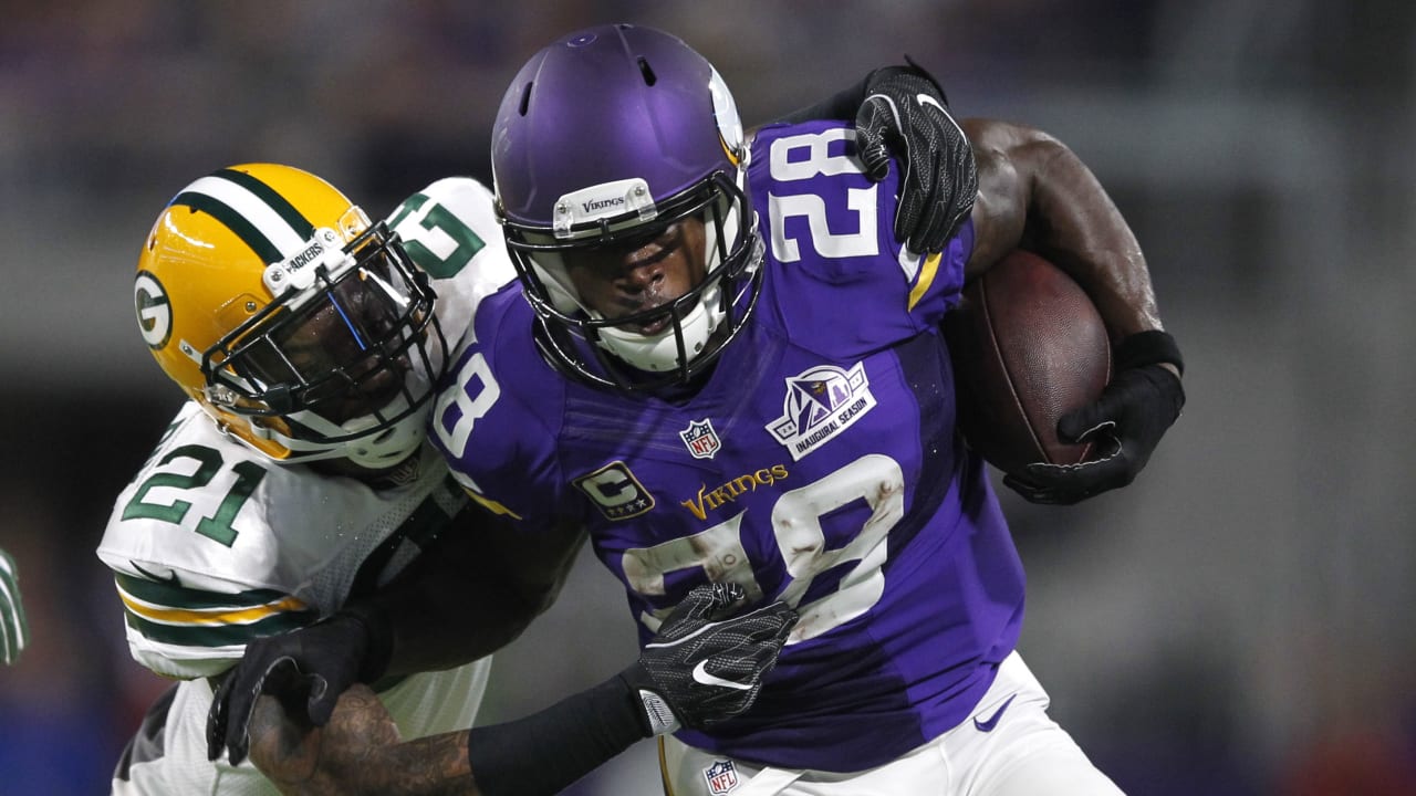 ADRIAN_PETERSON_1217162