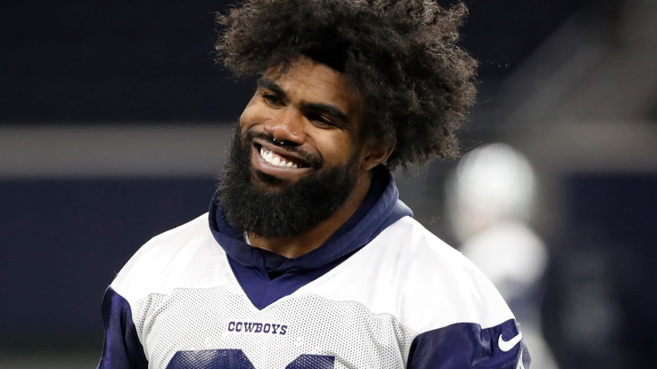 Ezekiel Elliott is at a career crossroads. Could this be his last season  with the Cowboys?