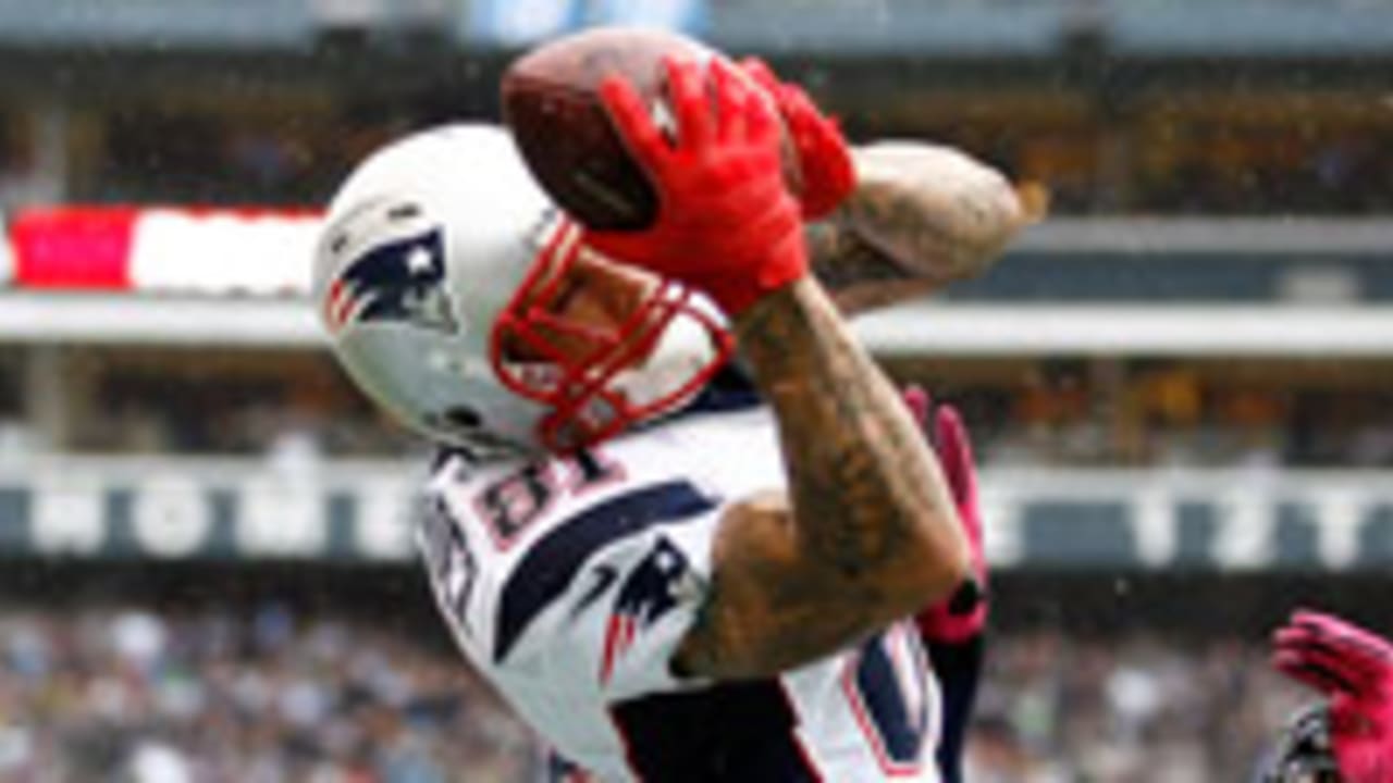 aaron-hernandez-121017-spot.jpg