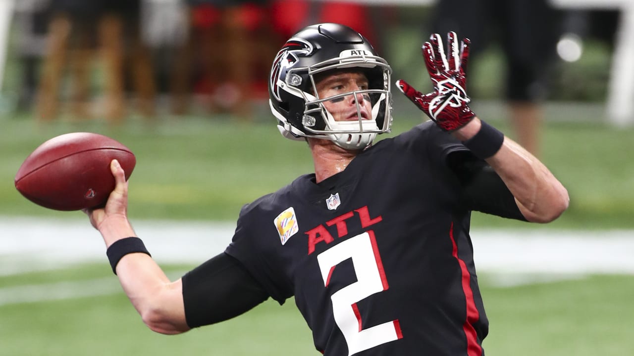 Atlanta Falcons quarterback Matt Ryan wearing a Salute to Service