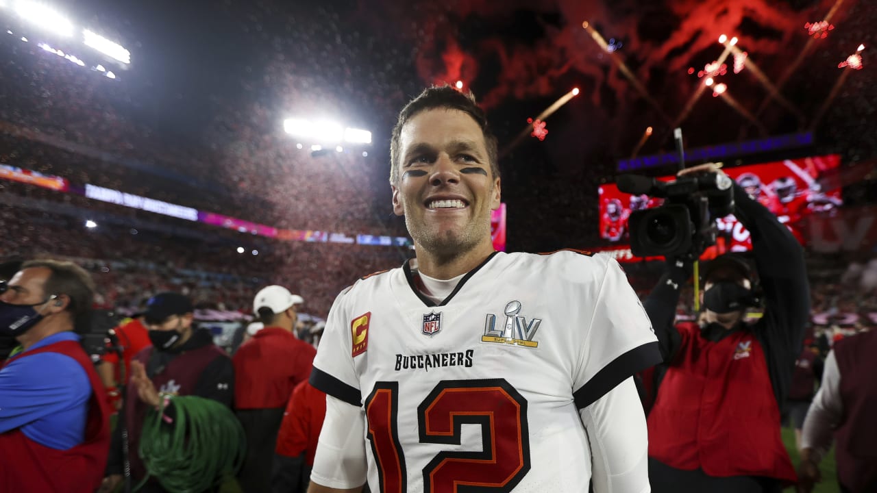 Tom Brady, Buccaneers Agree to One Year Extension
