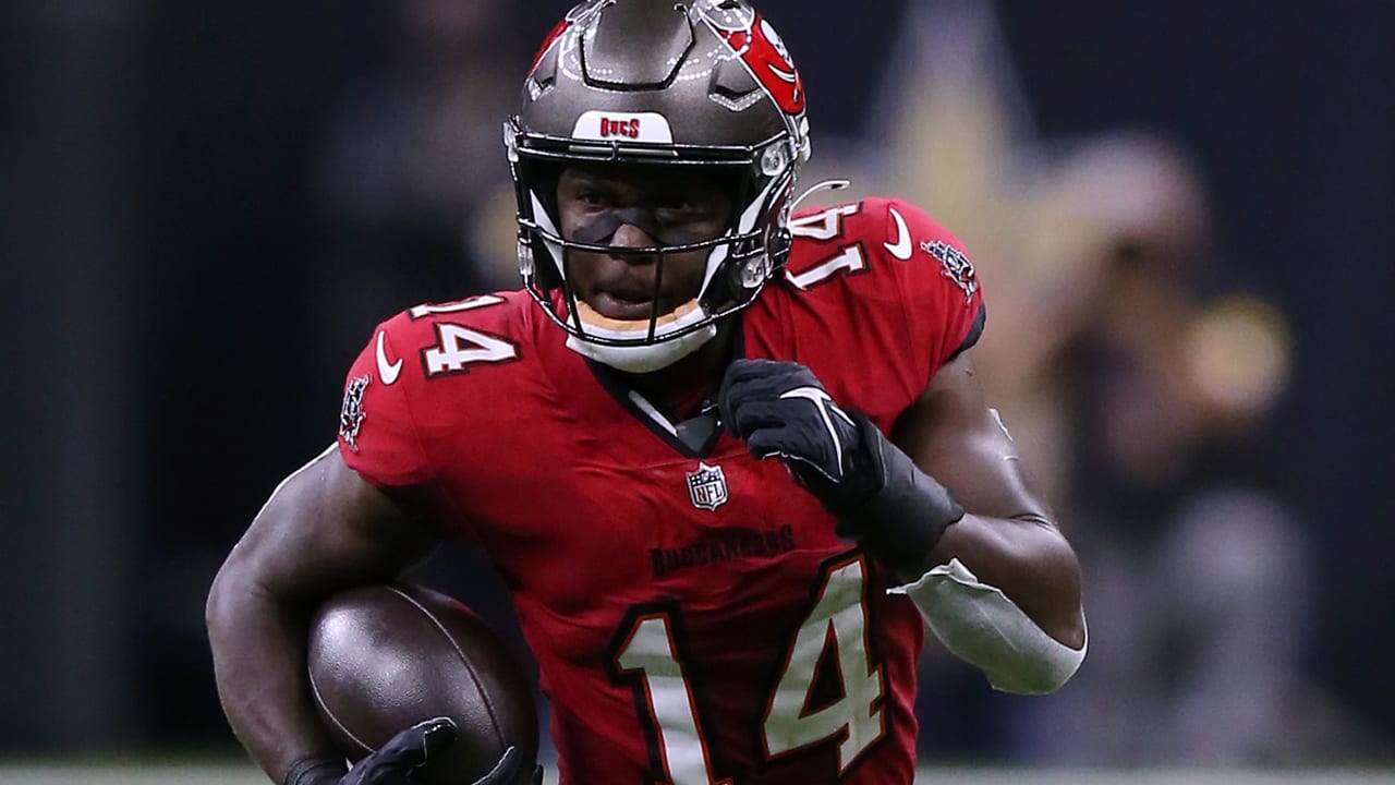 NFL news: Bucs WR Chris Godwin secures 100-catch, 1,000-yard season