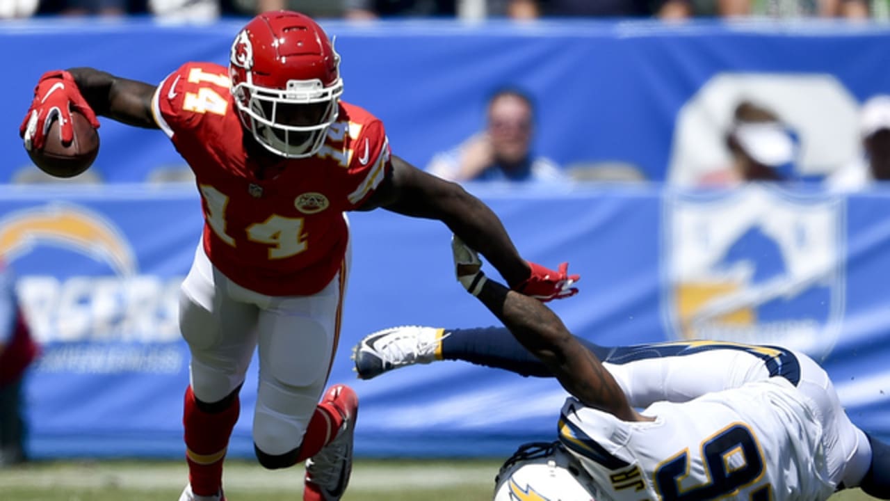 Watkins extends arms to haul in 16yard pass