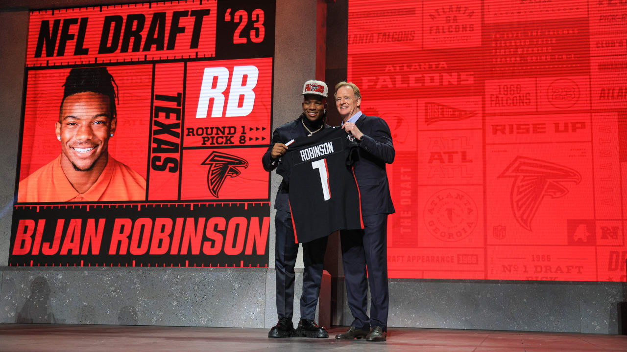 2023 NFL fantasy football rankings: Falcons RB Bijan Robinson