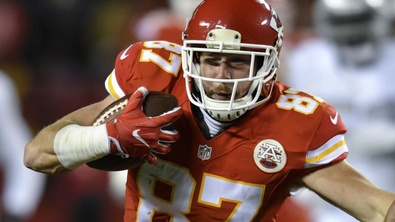 travis-kelce-123016