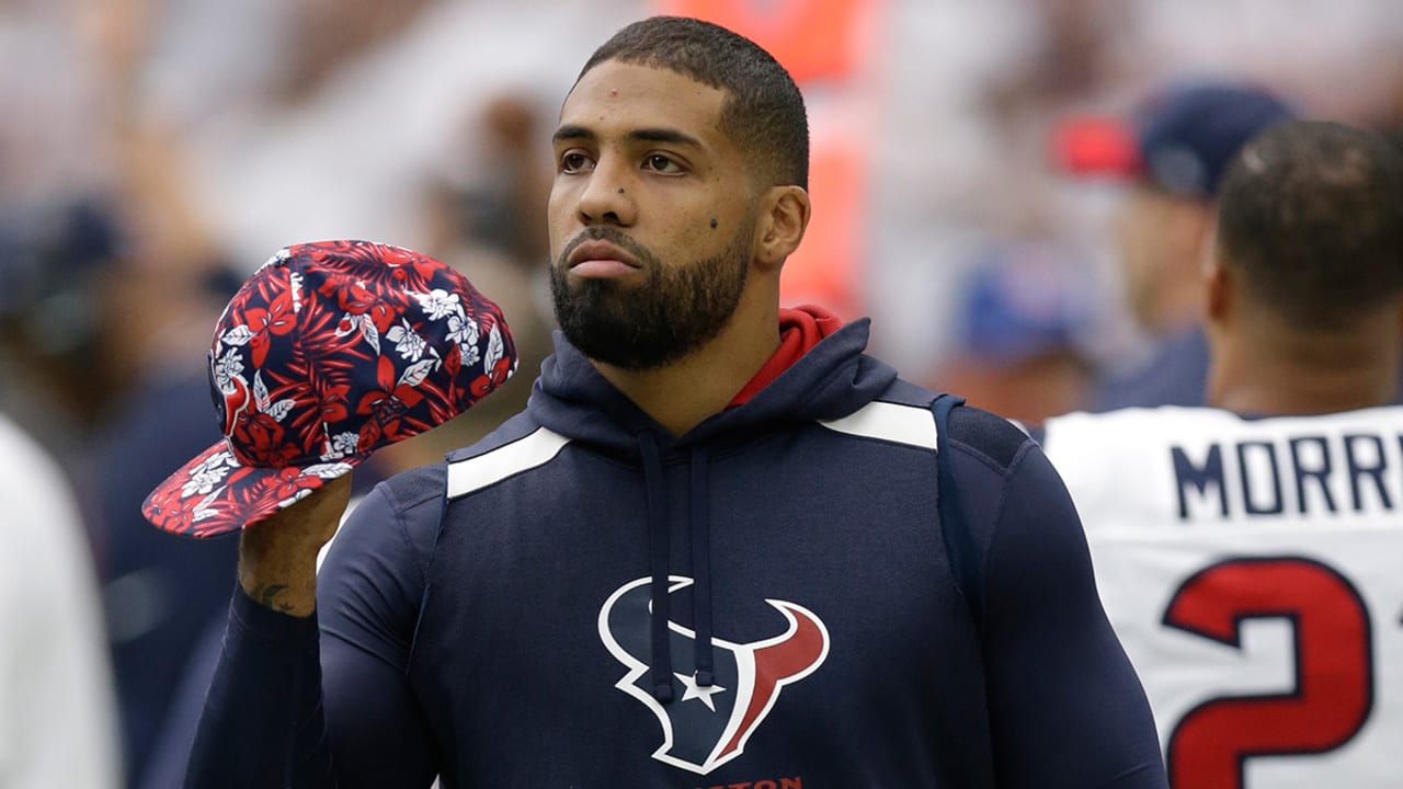arian foster-150930-spot.jpg