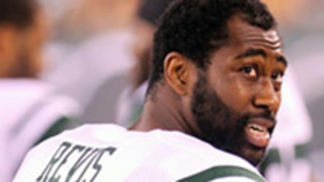 darrelle-revis-031913-spot.jpg