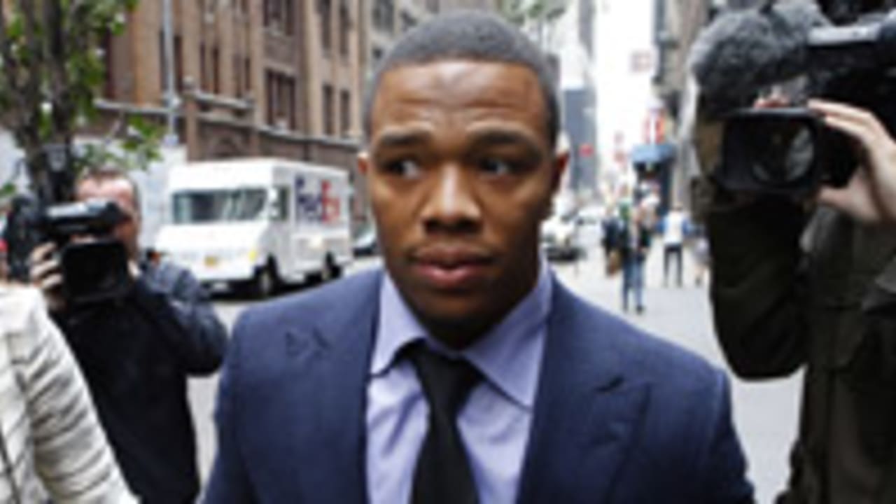 Ray Rice Wins Reinstatement to N.F.L. in Arbitration - The New York Times