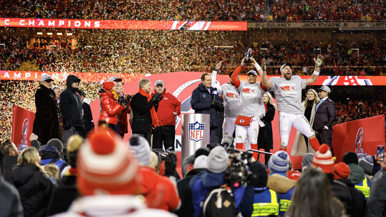 Kansas City Chiefs presented with Lamar Hunt trophy following AFC  Championship win vs. Cincinnati Bengals