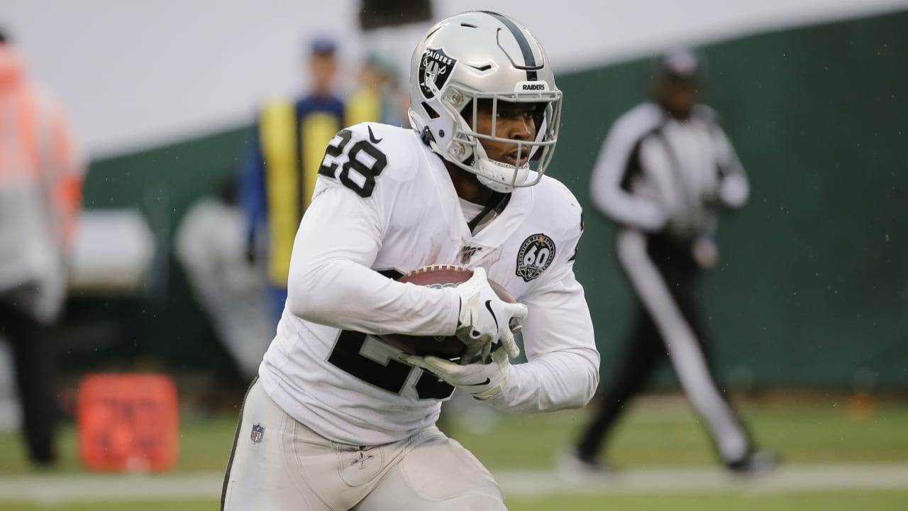 Josh Jacobs fantasy football start/sit advice: What to do with Raiders RB  in Week 1 - DraftKings Network