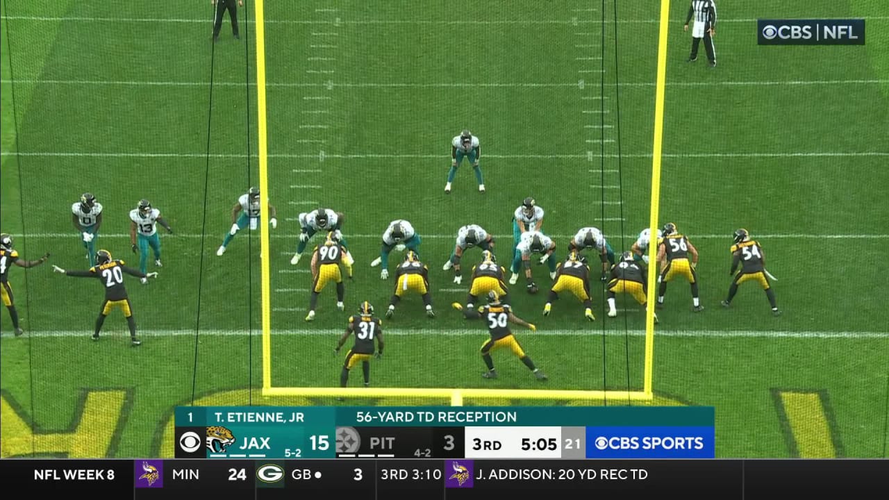 Jacksonville Jaguars running back Travis Etienne's two-point-conversion ...