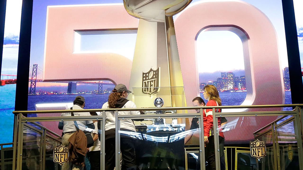 Super-bowl-sl-013116.jpg