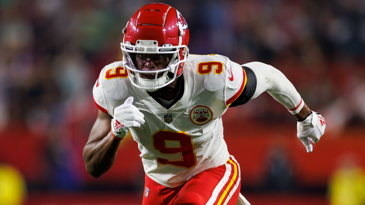 Chiefs lose free agent WR JuJu Smith-Schuster to Patriots