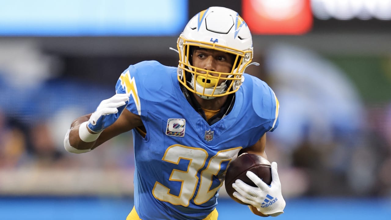 Los Angeles Chargers running back Austin Ekeler has TONS of open space