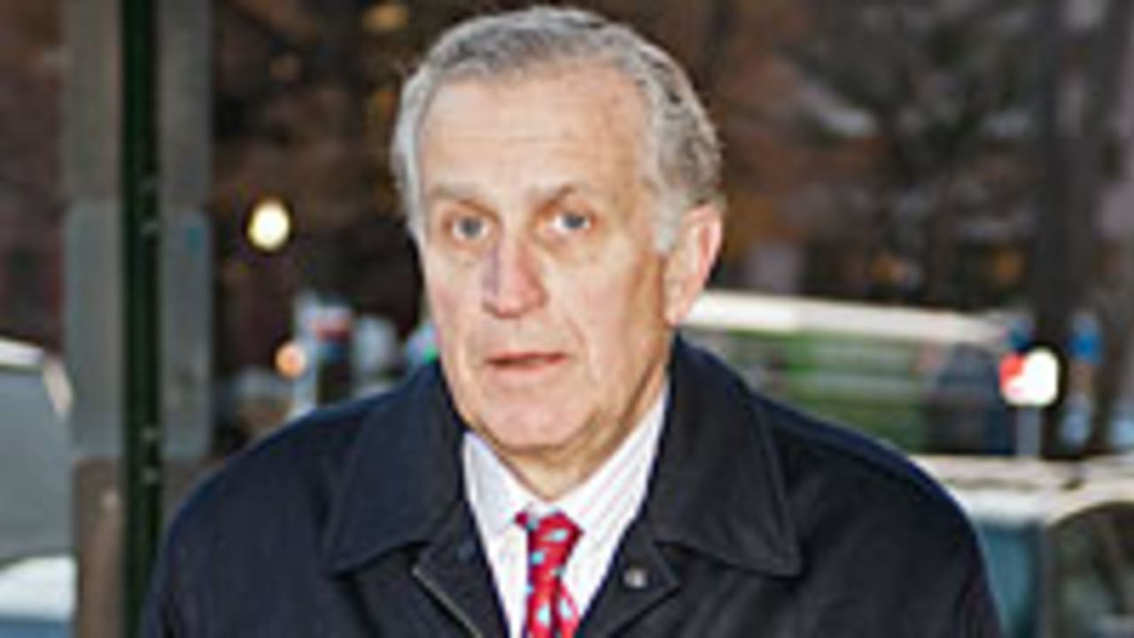 Paul-Tagliabue-130122-Spot.jpg