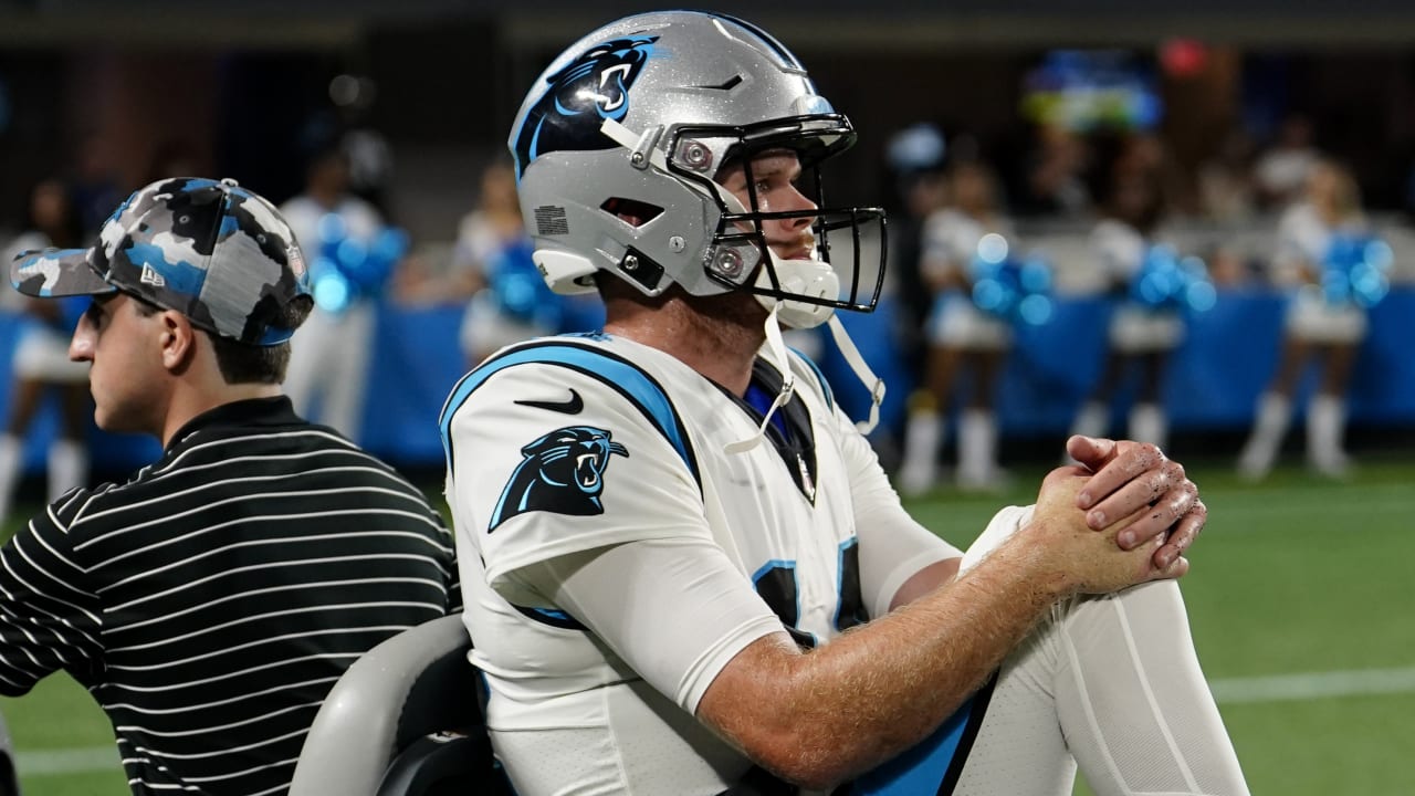 Panthers place QB Sam Darnold on injured reserve